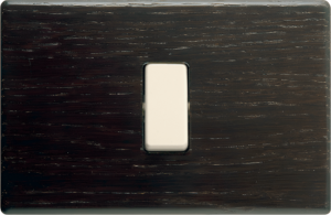 PLACCA IN VERO LEGNO SERIE CLICK WENGÉ