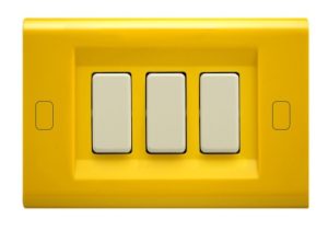 PLACCA TOCCO 3 FORI GIALLO